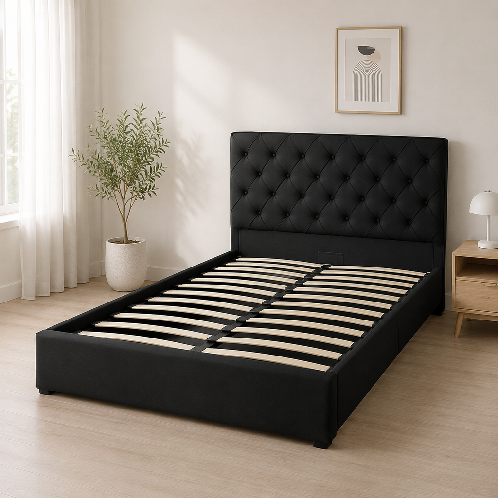 Cama matrimonial tapizada con arcón y cabecero
