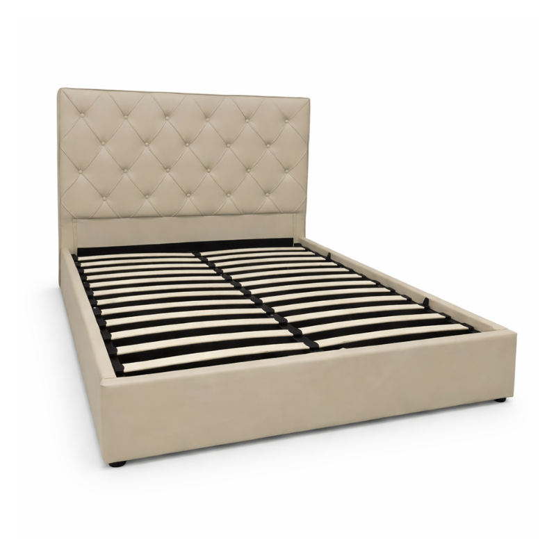 Cama matrimonial tapizada con arcón y cabecero